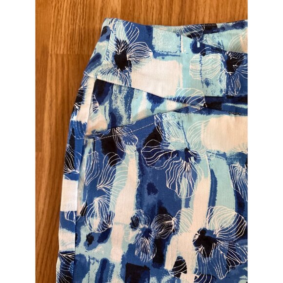 Northern Reflections Capri Pants Tummy Shaper Blue Floral Wm M Beach Resort New - Picture 3 of 11